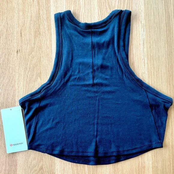 NWT* Lululemon Hold Tight Cropped Tank Top - Women's 12 - Picture 7 of 8
